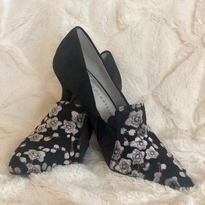 Stunning Navy Suede Pumps